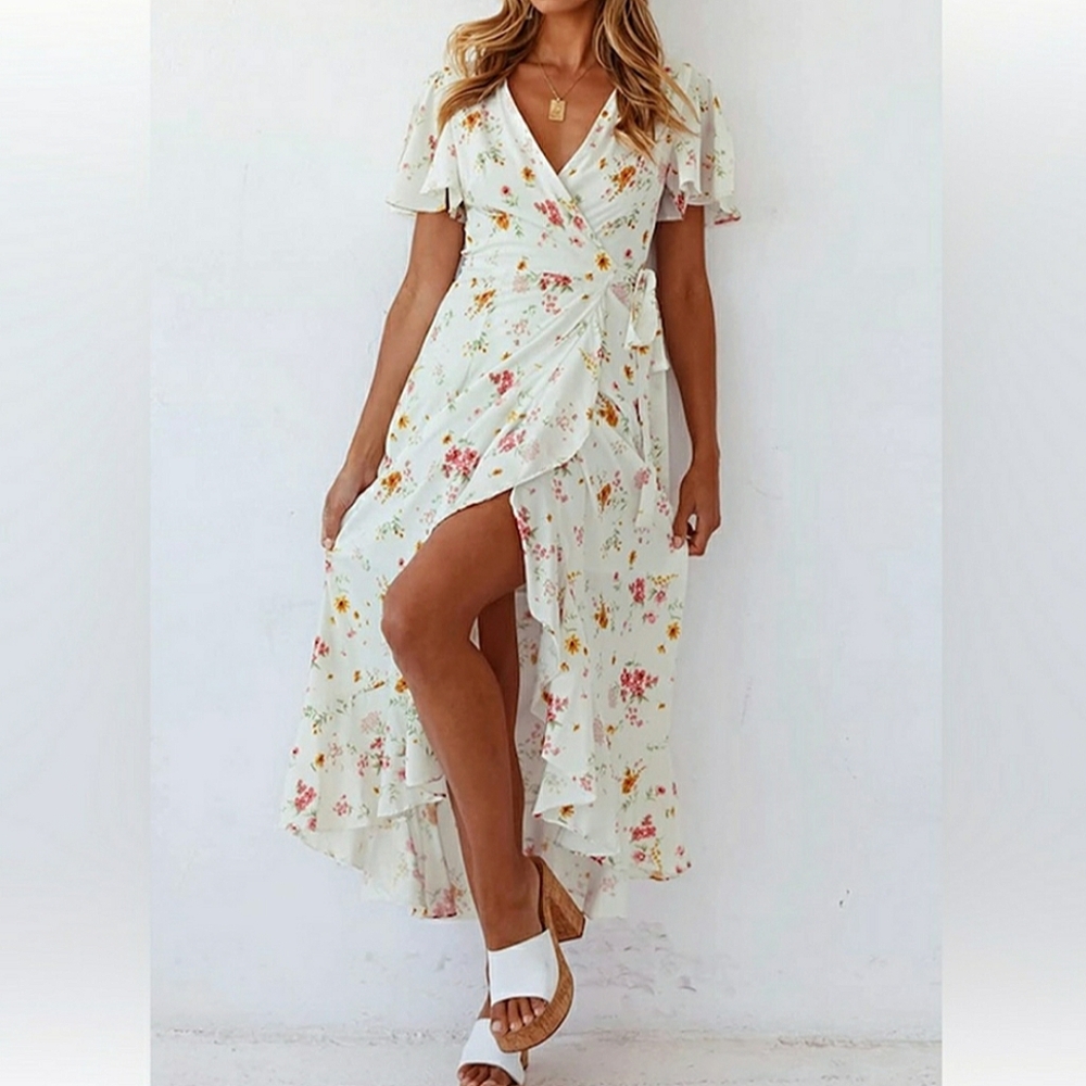 🆕 Floral Wrap Dress